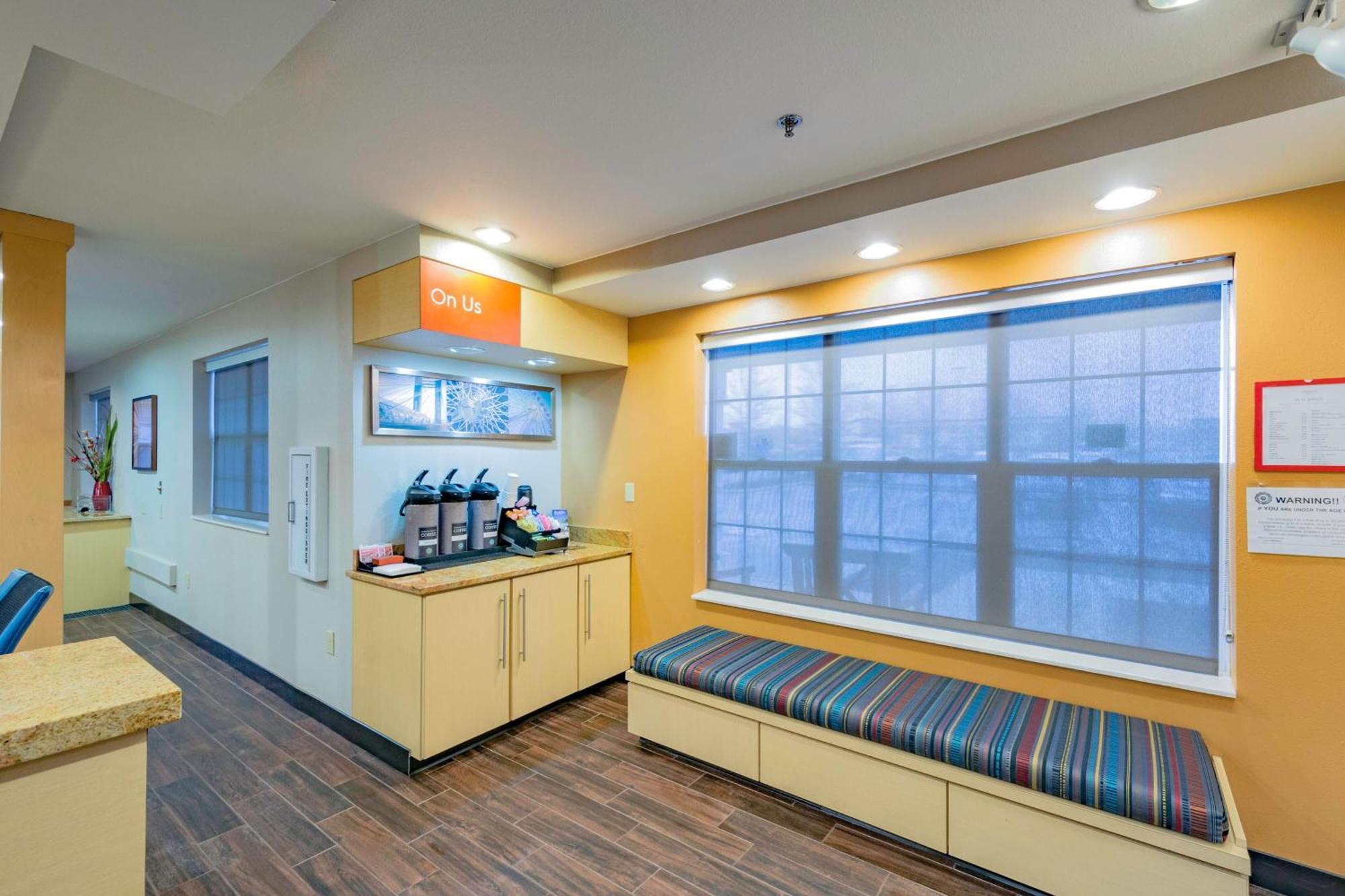 Towneplace Suites Cleveland סטריטסבורו מראה חיצוני תמונה